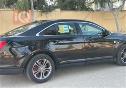 Ford Taurus
